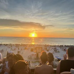 E Na Beira Do Mar...com Estacionamento Exclusivo Arraial do Cabo